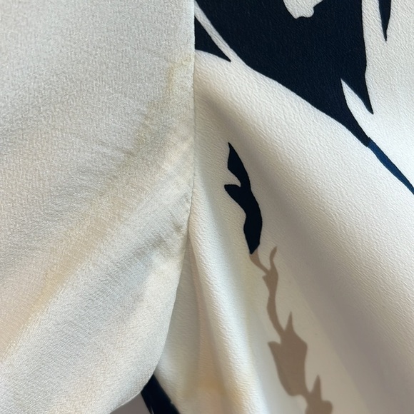 4C Silk Geometric Print Shift Dress - Picture 3 of 7